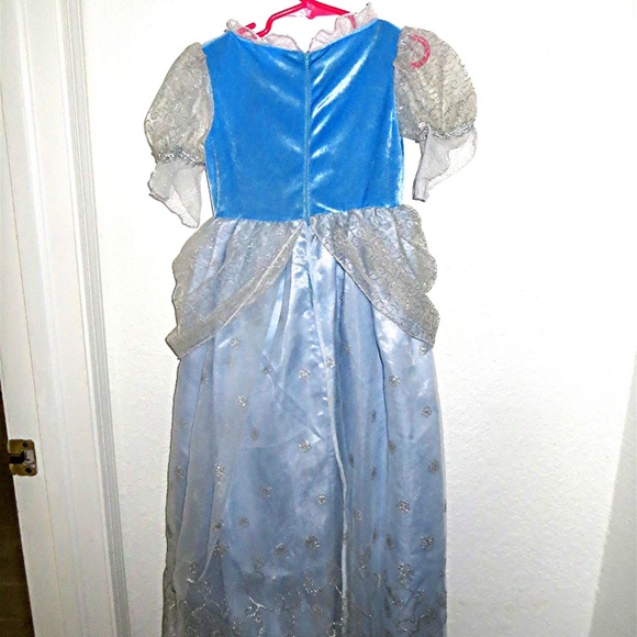 Disney Classic Cinderella Dress Costume 4-6x - Picture 3 of 3